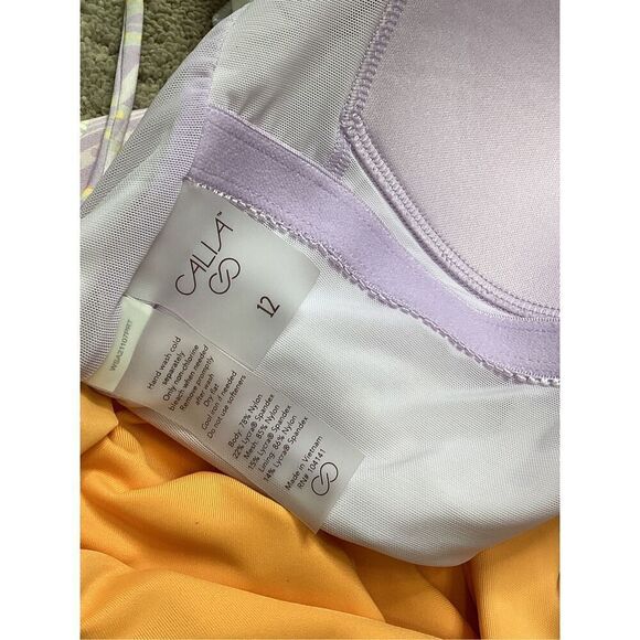 New. CALIA by Carrie Underwood rash guard. Retails $99. Size 12 - Picture 9 of 10